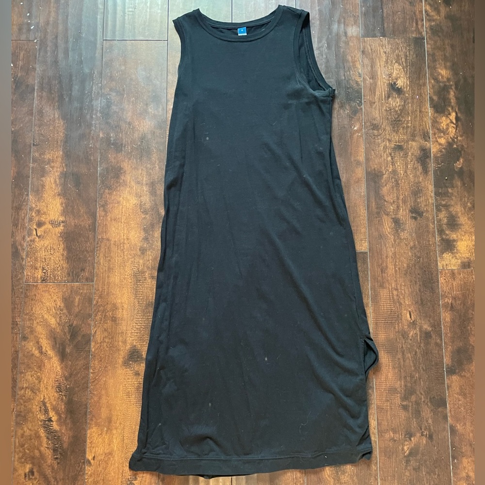 BEAUTIFUL BLACK LONG DRESS!